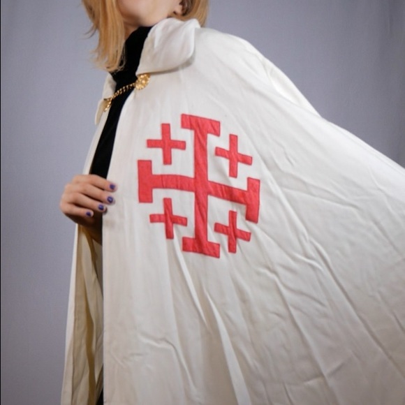 Jerusalem Cross Cloak - Picture 6 of 12